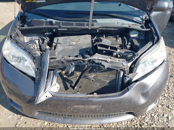 2012 TOYOTA SIENNA XLE 7 PASSENGER