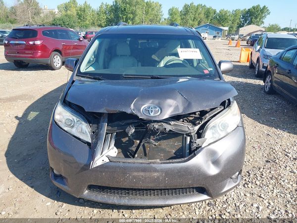2012 TOYOTA SIENNA XLE 7 PASSENGER