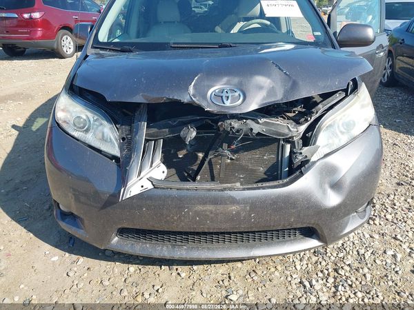 2012 TOYOTA SIENNA XLE 7 PASSENGER