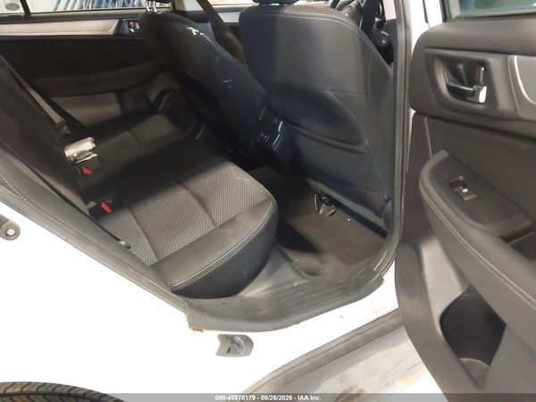 2019 SUBARU OUTBACK 2.5I PREMIUM — I8