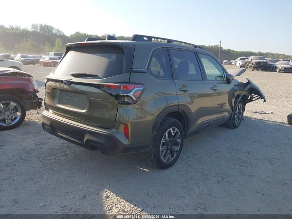 2025 SUBARU FORESTER PREMIUM — I4