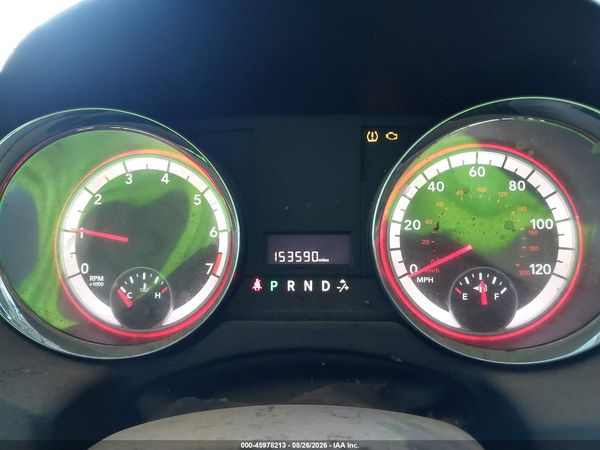 2013 DODGE GRAND CARAVAN SXT — I7