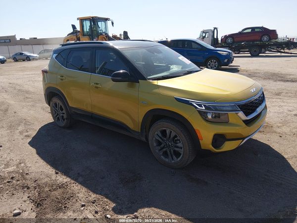 2022 KIA SELTOS S — I1