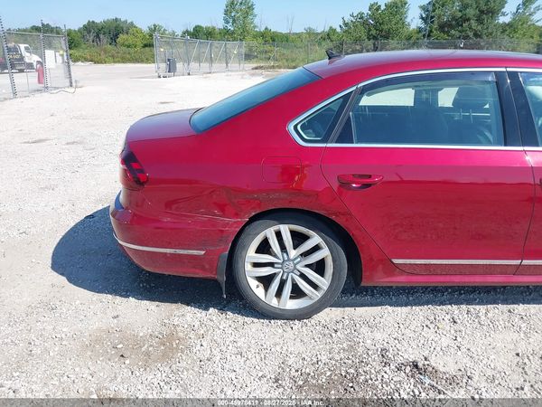 2017 VOLKSWAGEN PASSAT 1.8T SE — I6