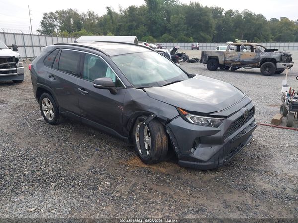 2019 TOYOTA RAV4 XLE — I1