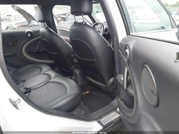 2016 MINI COUNTRYMAN COOPER — I8