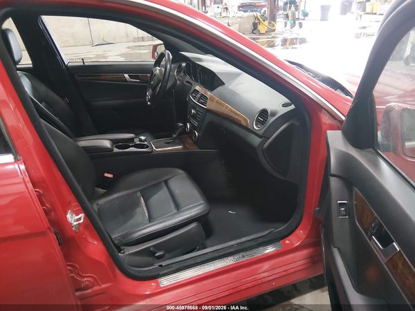 2012 MERCEDES-BENZ C 250 LUXURY/SPORT — I5