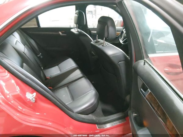 2012 MERCEDES-BENZ C 250 LUXURY/SPORT — I8