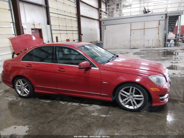2012 MERCEDES-BENZ C 250 LUXURY/SPORT — I116