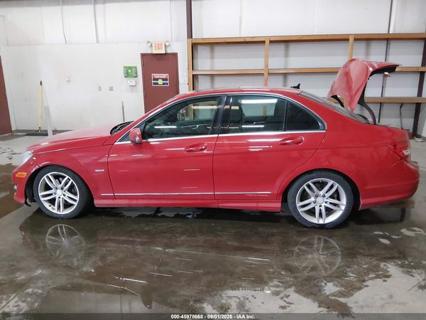 2012 MERCEDES-BENZ C 250 LUXURY/SPORT — I117