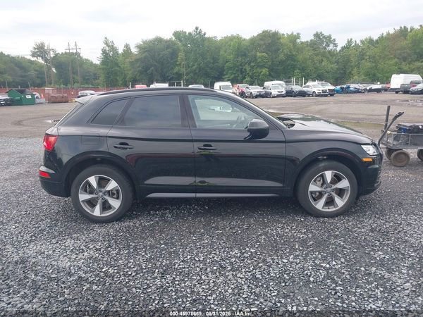 2020 AUDI Q5 quattro Premium