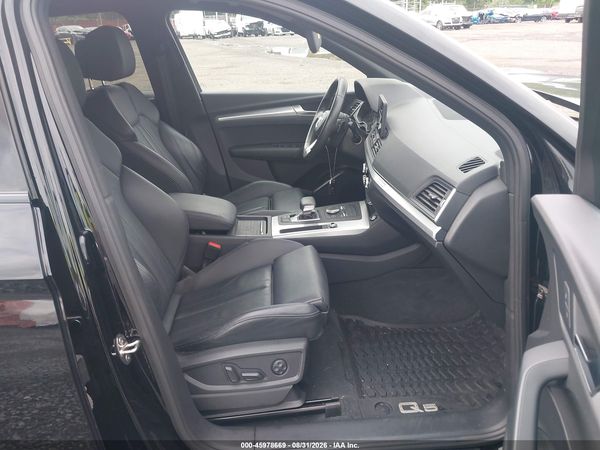 2020 AUDI Q5 quattro Premium