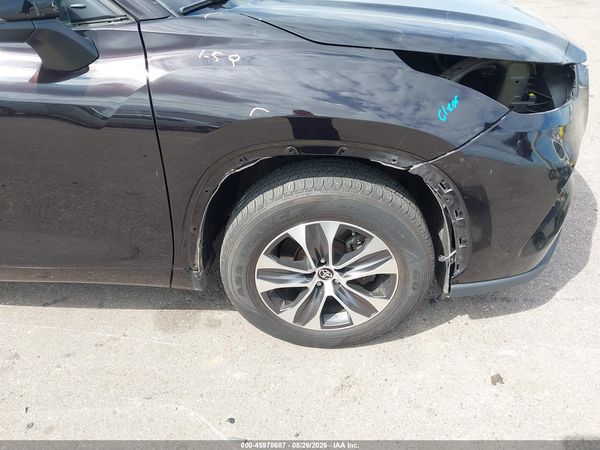 2021 TOYOTA HIGHLANDER XLE — I119