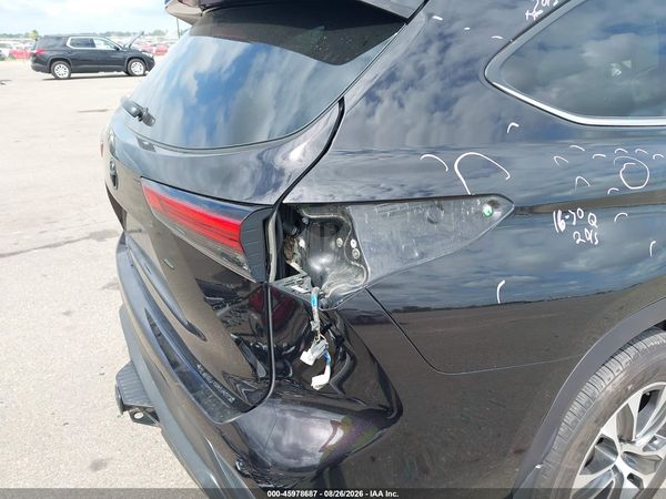 2021 TOYOTA HIGHLANDER XLE — I153