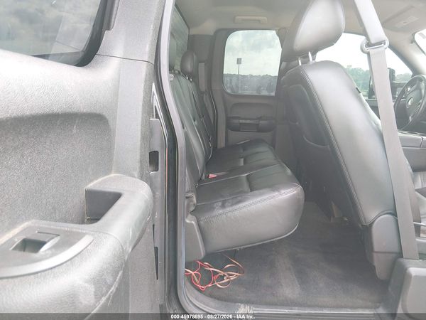 2012 CHEVROLET SILVERADO 1500 LT — I8