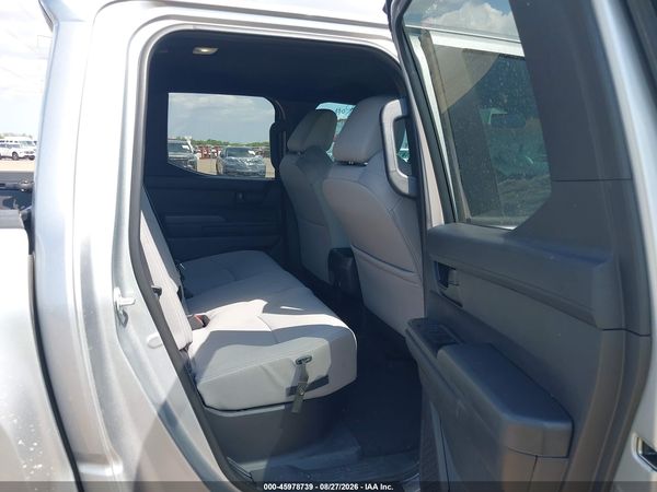 2026 TOYOTA TACOMA SR5 — I8