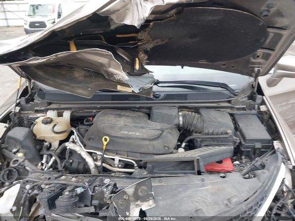 2018 CHRYSLER PACIFICA TOURING L PLUS — I10