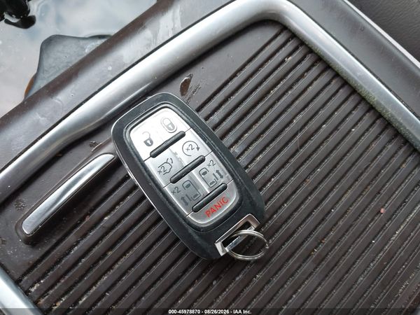 2018 CHRYSLER PACIFICA TOURING L PLUS — I11