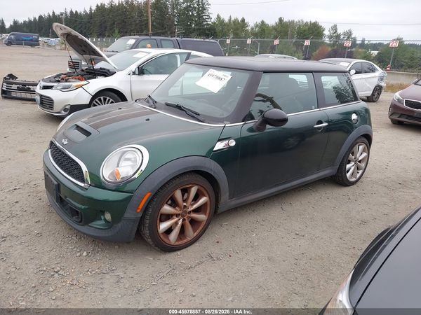 2012 MINI COOPER S