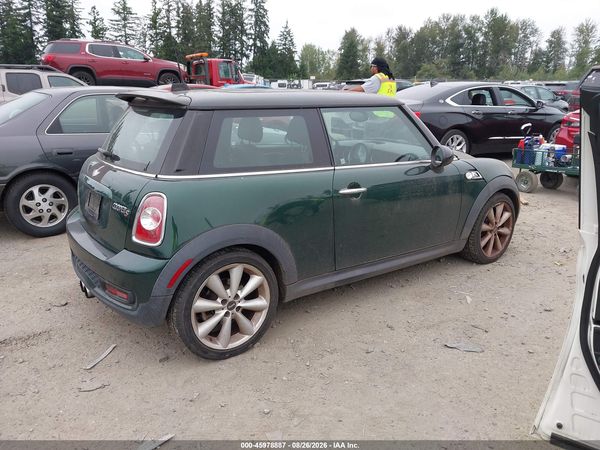 2012 MINI COOPER S