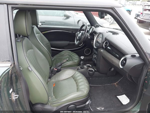 2012 MINI COOPER S