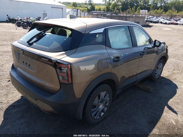 2025 NISSAN KICKS S — I4