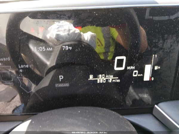 2025 NISSAN KICKS S — I7