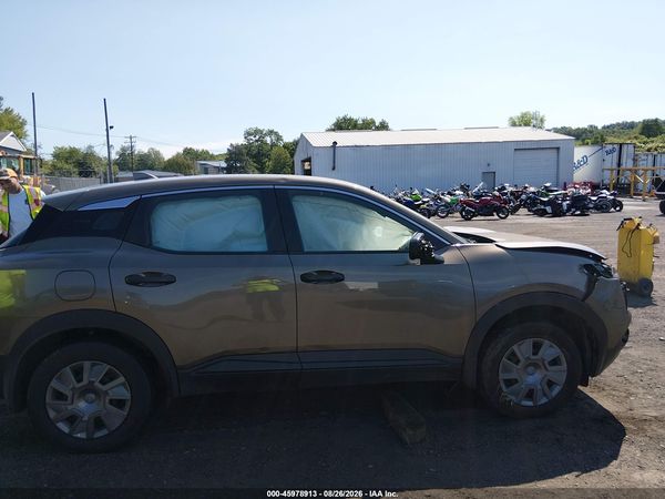 2025 NISSAN KICKS S — I116