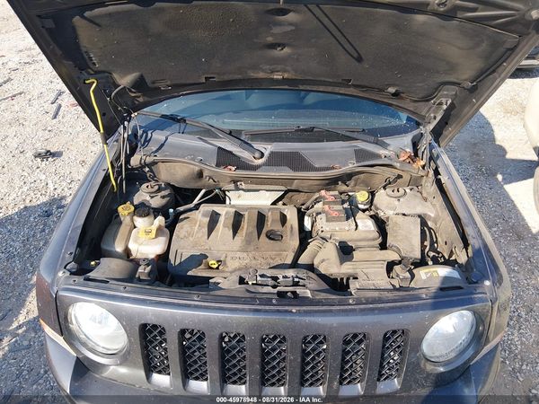 2017 JEEP PATRIOT LATITUDE 4X4 — I10