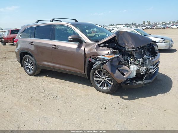 2019 TOYOTA HIGHLANDER XLE
