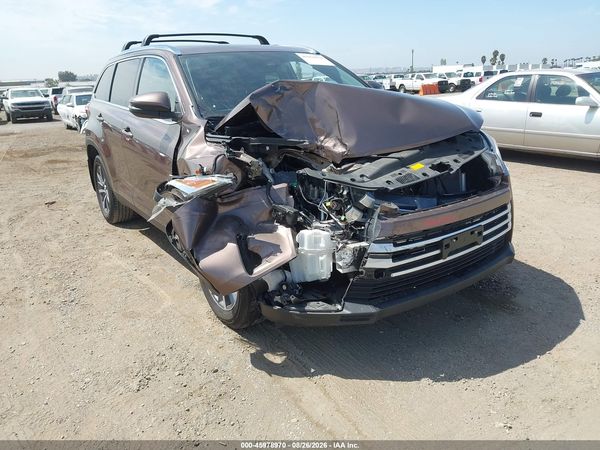 2019 TOYOTA HIGHLANDER XLE