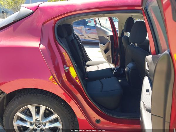 2016 MAZDA MAZDA3 I TOURING — I8