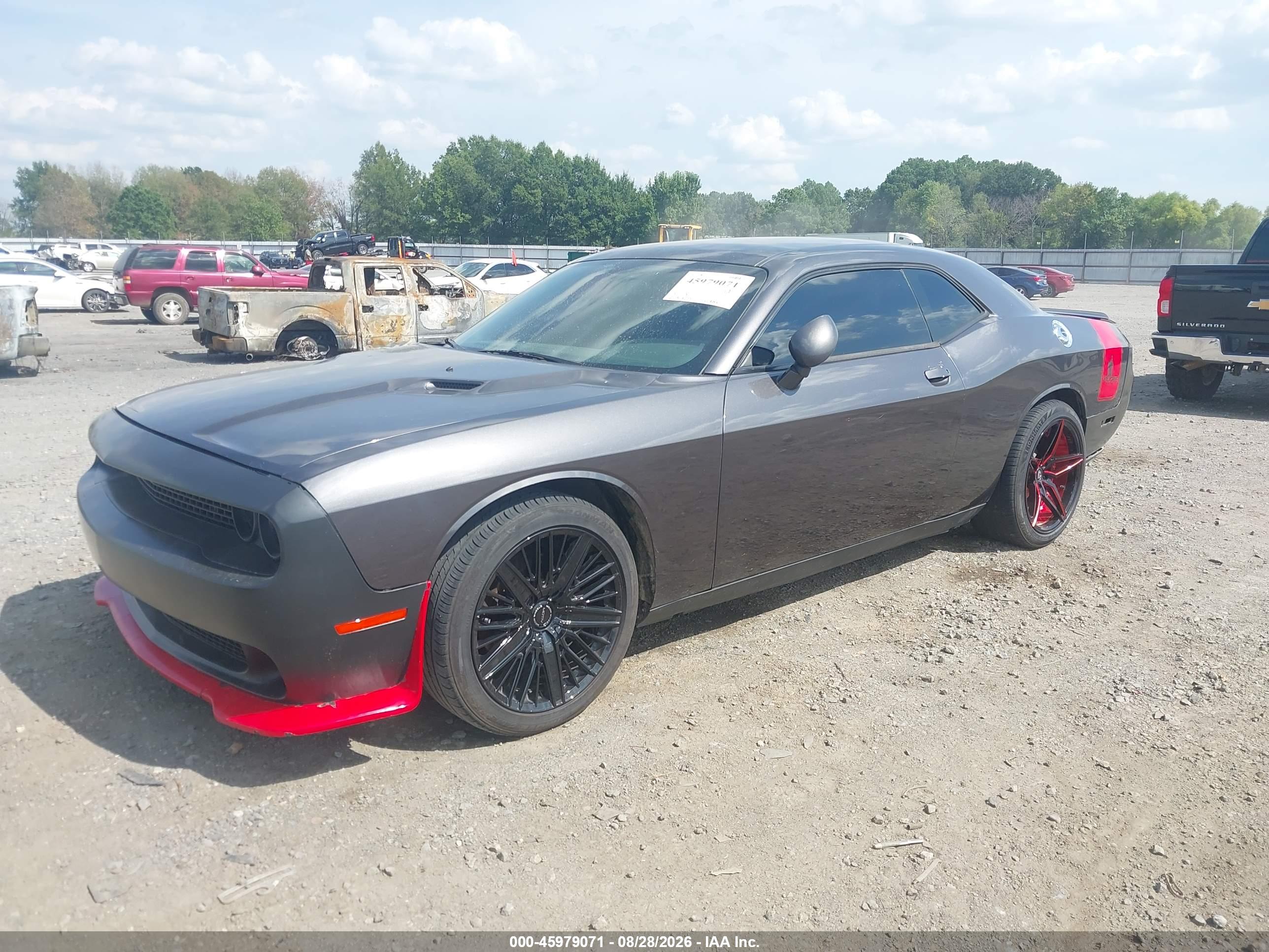 2013 DODGE CHALLENGER SXT — I2