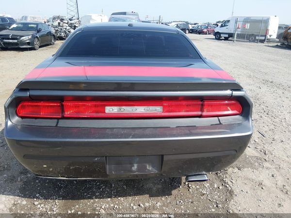 2013 DODGE CHALLENGER SXT — I119
