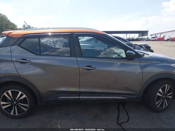 2019 NISSAN KICKS SR