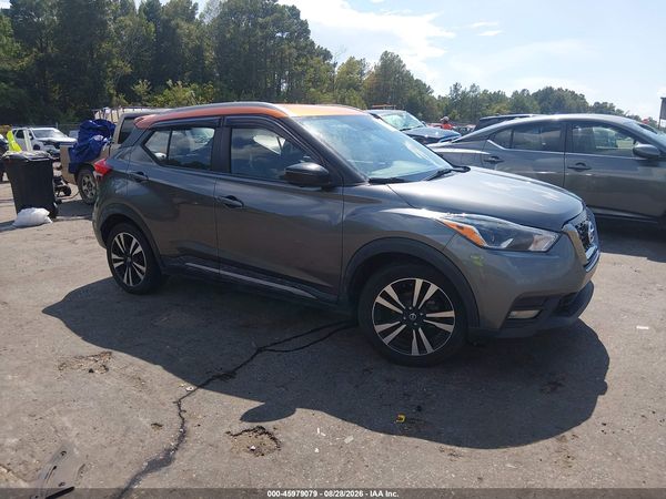 2019 NISSAN KICKS SR