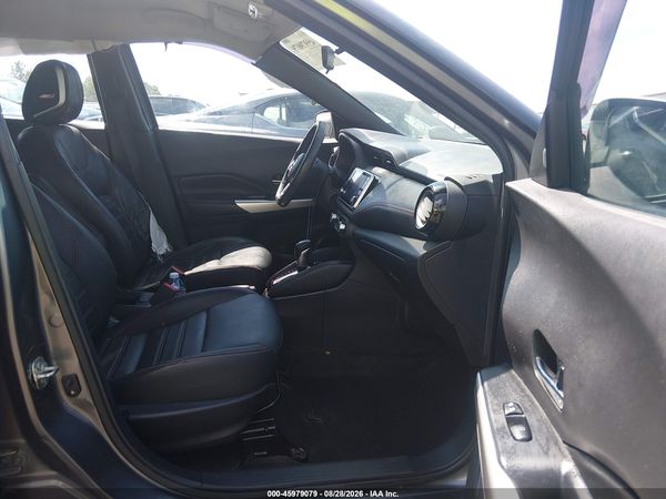 2019 NISSAN KICKS SR