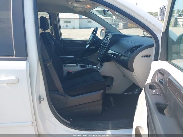 2016 DODGE GRAND CARAVAN SXT — I5