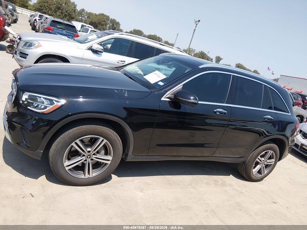 2020 MERCEDES-BENZ GLC 300 GLC300 — I117