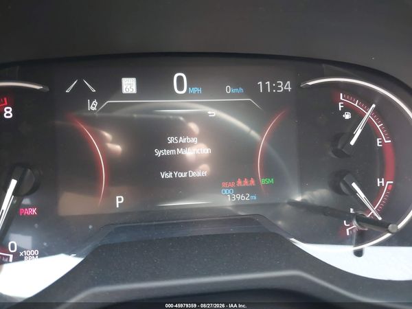 2025 TOYOTA RAV4 XLE PREMIUM — I7