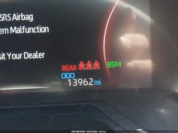 2025 TOYOTA RAV4 XLE PREMIUM — I118