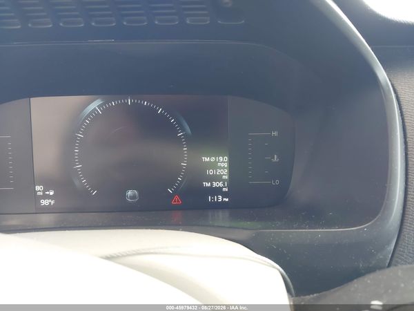 2019 VOLVO XC90 T5 MOMENTUM — I7