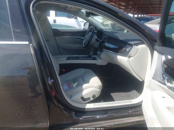 2018 VOLVO S90 T5 MOMENTUM