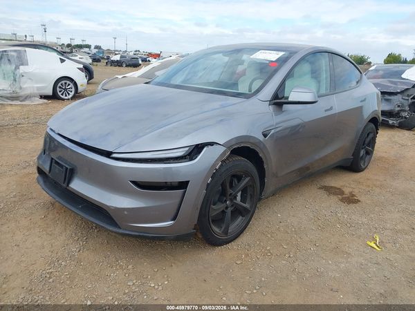 2026 TESLA MODEL Y — I2