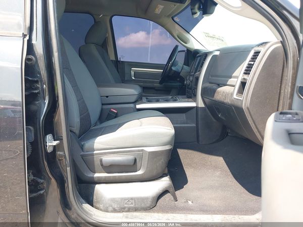 2018 RAM 1500 BIG HORN  4X2 6'4 BOX