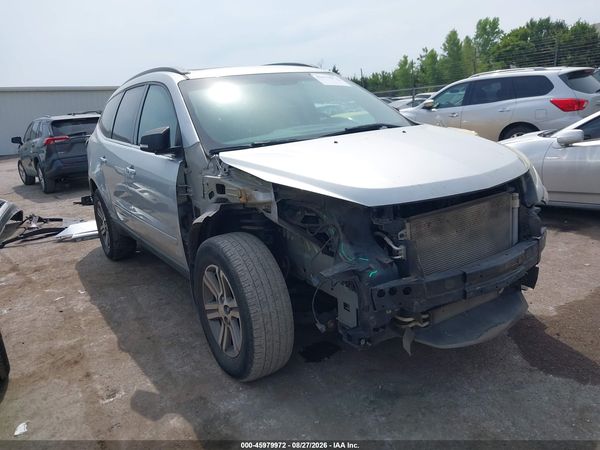 2015 CHEVROLET TRAVERSE LT — I1