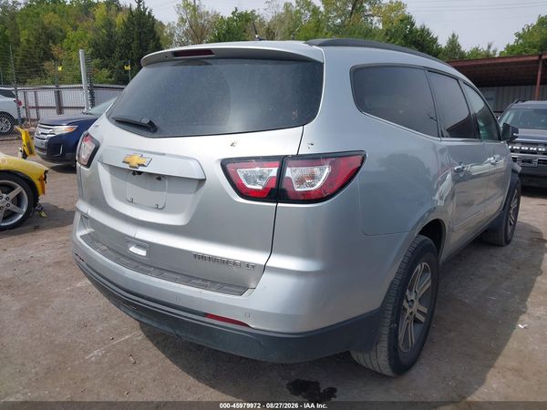 2015 CHEVROLET TRAVERSE LT — I4