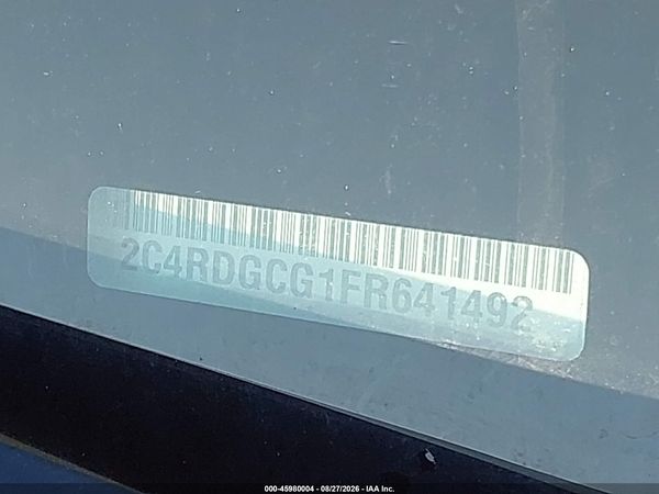 2015 DODGE GRAND CARAVAN SXT — I9