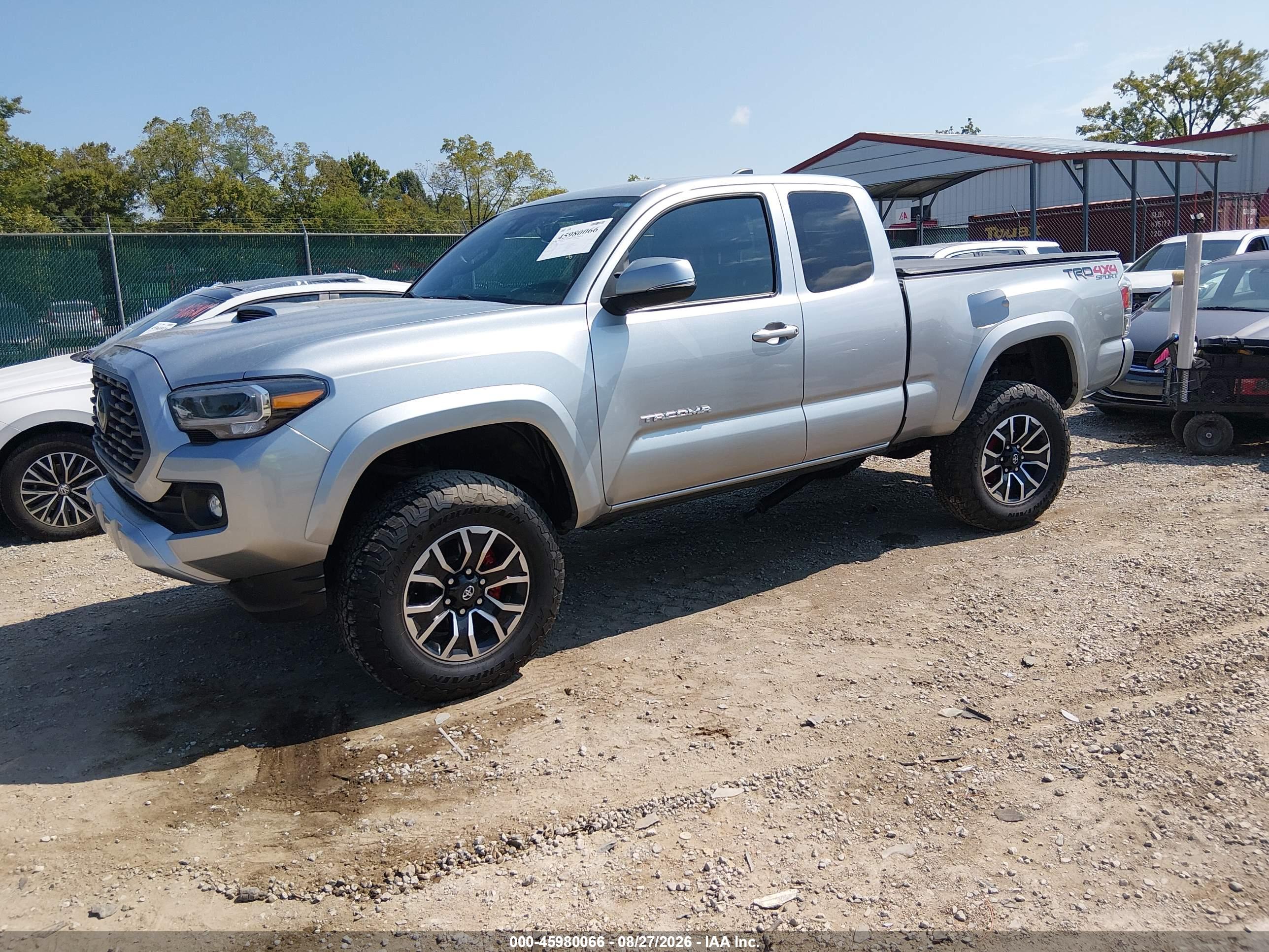 2022 TOYOTA TACOMA TRD SPORT — I2