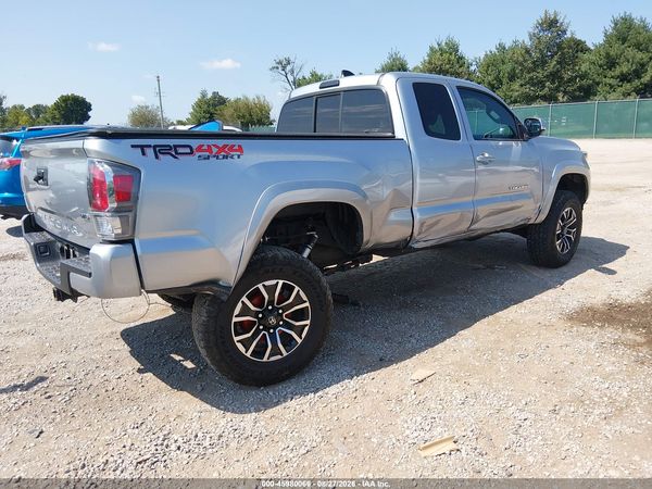 2022 TOYOTA TACOMA TRD SPORT — I4